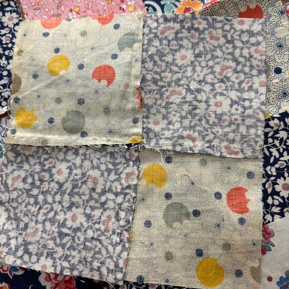 Vintage four patch quilt blocks hand pieced & sewn (21) navy pink gray florals - Picture 9 of 9
